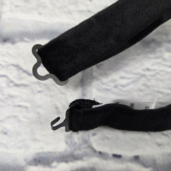 Black Velvet Bradley Adjustable Bow Tie by Paisley & Gray Paisley Underside - Picture 6 of 11